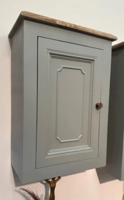 Badoberschrank 45x63cm 'Belfort' Mango schilfgrün & natur