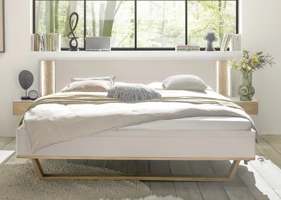 Bett 140x200cm inkl.Beleuchtung & Nakos 'Wynwood' Wildeiche & MDF creme
