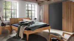 Bett 200x200cm Wildeiche massiv 'Dallas I' geölt & schwarz