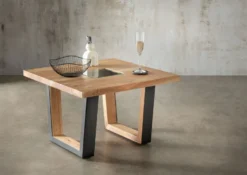 Couchtisch 70x70cm "Trondheim" Akazie massiv