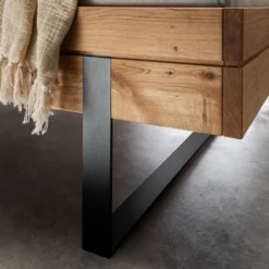 Doppelbett inkl. Beleuchtung 'Boston' 200x200cm Wildeiche geölt