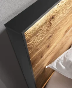 Doppelbett inkl. Beleuchtung 'Boston' 160x200cm Wildeiche geölt