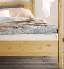 Himmelbett verschieden Breiten 'Jana' Kiefer massiv laugenfarbig 140x200cm