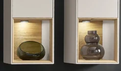 Hängevitrine 35x120cm 'Locarno' Wildeiche massiv & Front MDF creme inkl.Beleuchtung
