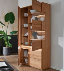 Vitrine rechts 103x207cm "Berlin" Kernbuche geölt