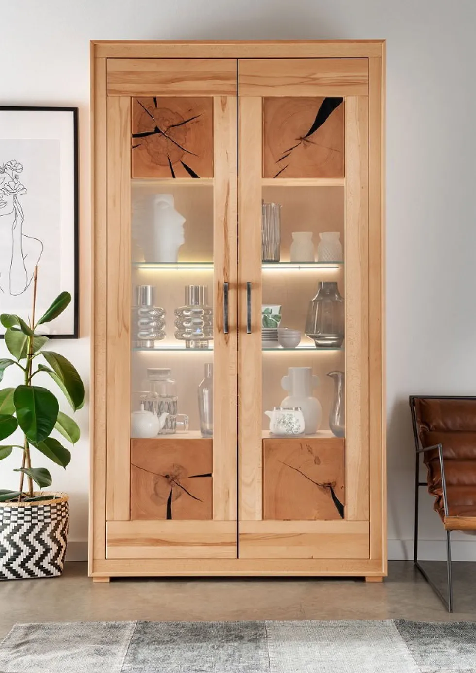 Vitrine 110x201cm 'Danzig' Kernbuche geölt