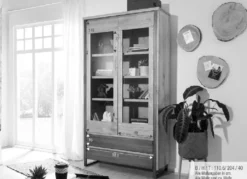 Vitrine 110x204cm 'Genua' Akazie gebürstet