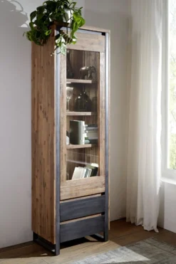 Vitrine 62x204cm 'Genua' Akazie gebürstet
