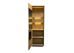 Vitrine 60x203cm "Zarah" Wildeiche geölt Linksanschlag