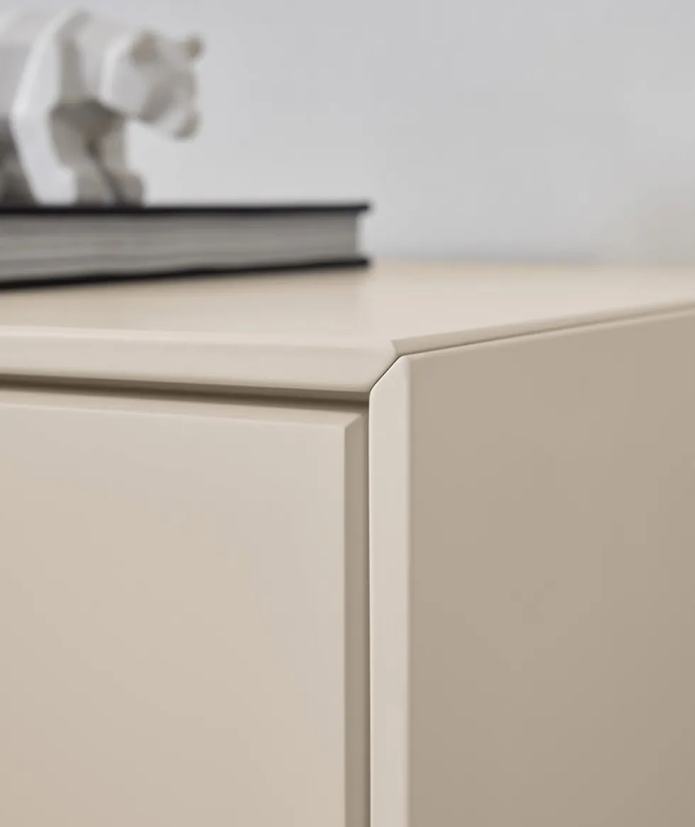 Wohnwand I 285cm 'Locarno' Wildeiche massiv & MDF creme inkl.Beleuchtung